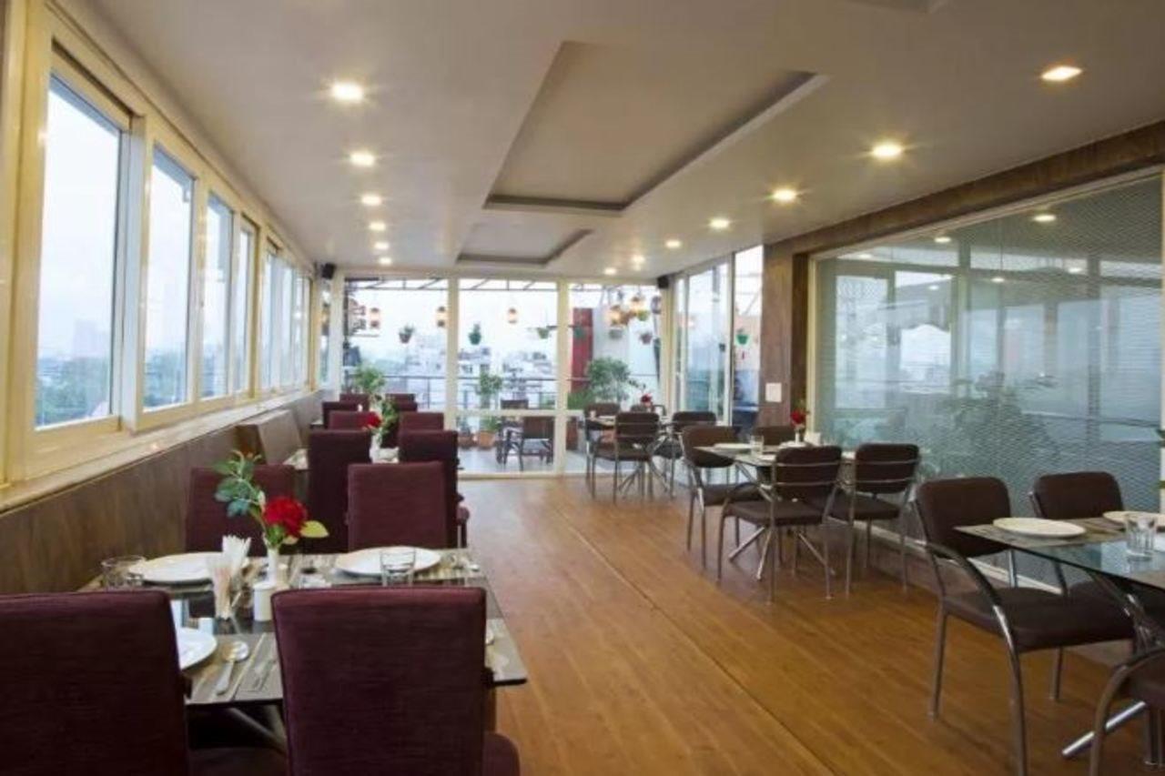 Hotel Palm Do'R # Walking Distance To New Delhi Station # Parking # Family Hotel # Customer'S Choice Hotel # Near To Tourist Places - India Gate, Red Fort, Jama Masjid Neu-Delhi Exterior foto