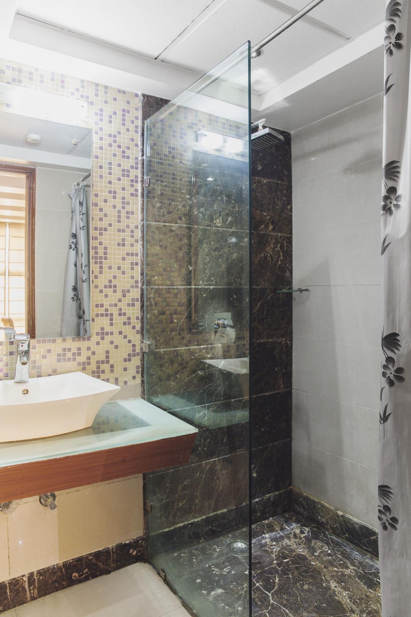 Hotel Palm Do'R # Walking Distance To New Delhi Station # Parking # Family Hotel # Customer'S Choice Hotel # Near To Tourist Places - India Gate, Red Fort, Jama Masjid Neu-Delhi Exterior foto