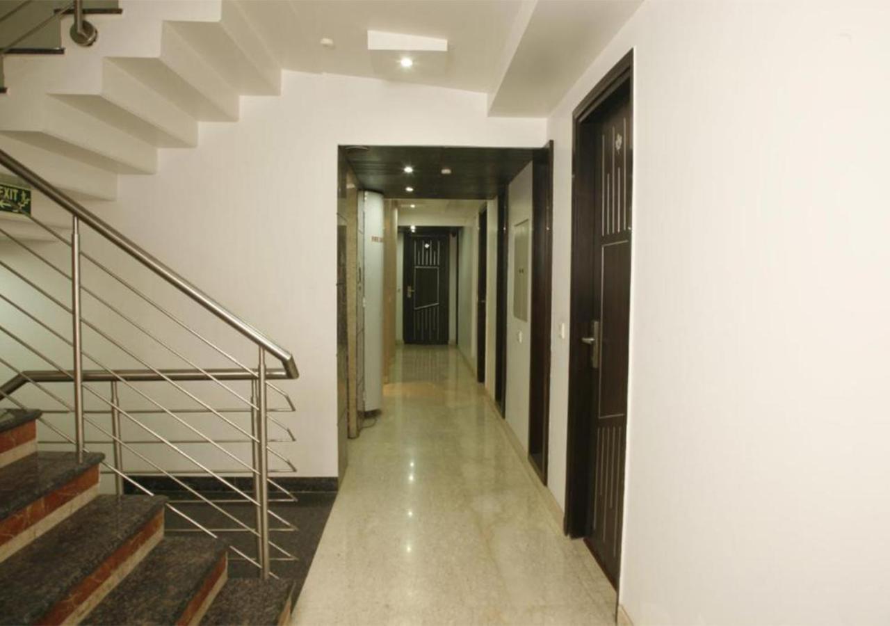 Hotel Palm Do'R # Walking Distance To New Delhi Station # Parking # Family Hotel # Customer'S Choice Hotel # Near To Tourist Places - India Gate, Red Fort, Jama Masjid Neu-Delhi Exterior foto