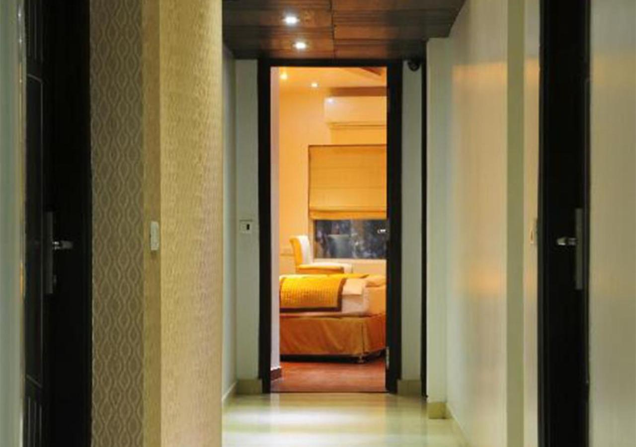 Hotel Palm Do'R # Walking Distance To New Delhi Station # Parking # Family Hotel # Customer'S Choice Hotel # Near To Tourist Places - India Gate, Red Fort, Jama Masjid Neu-Delhi Exterior foto
