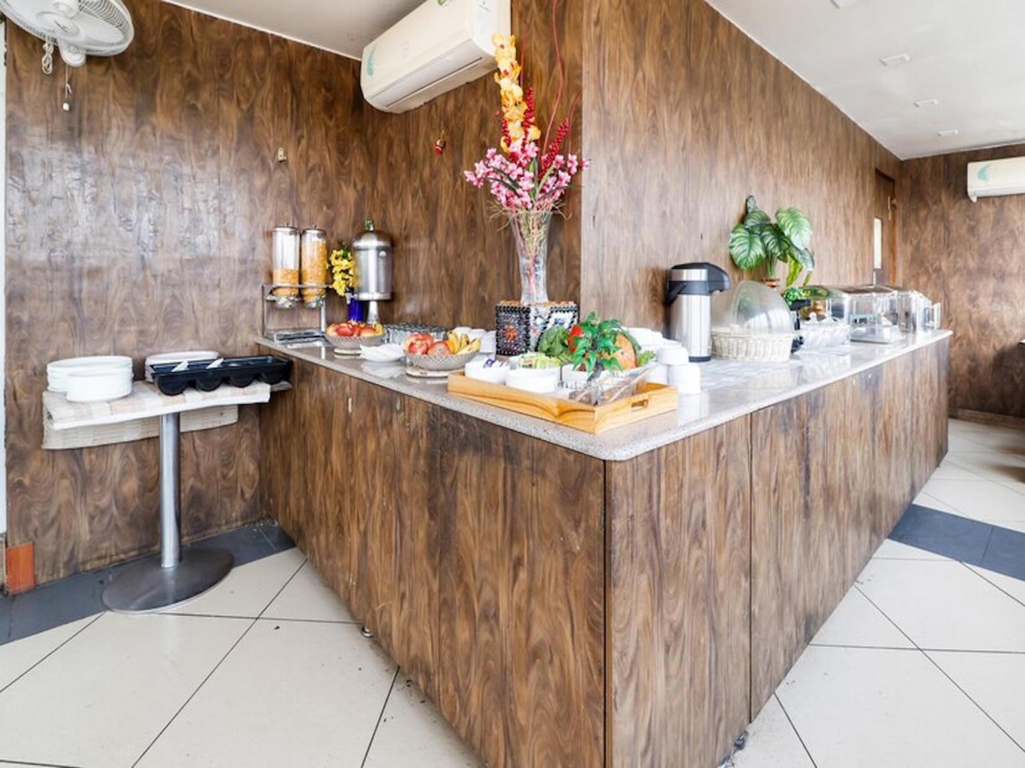 Hotel Palm Do'R # Walking Distance To New Delhi Station # Parking # Family Hotel # Customer'S Choice Hotel # Near To Tourist Places - India Gate, Red Fort, Jama Masjid Neu-Delhi Exterior foto