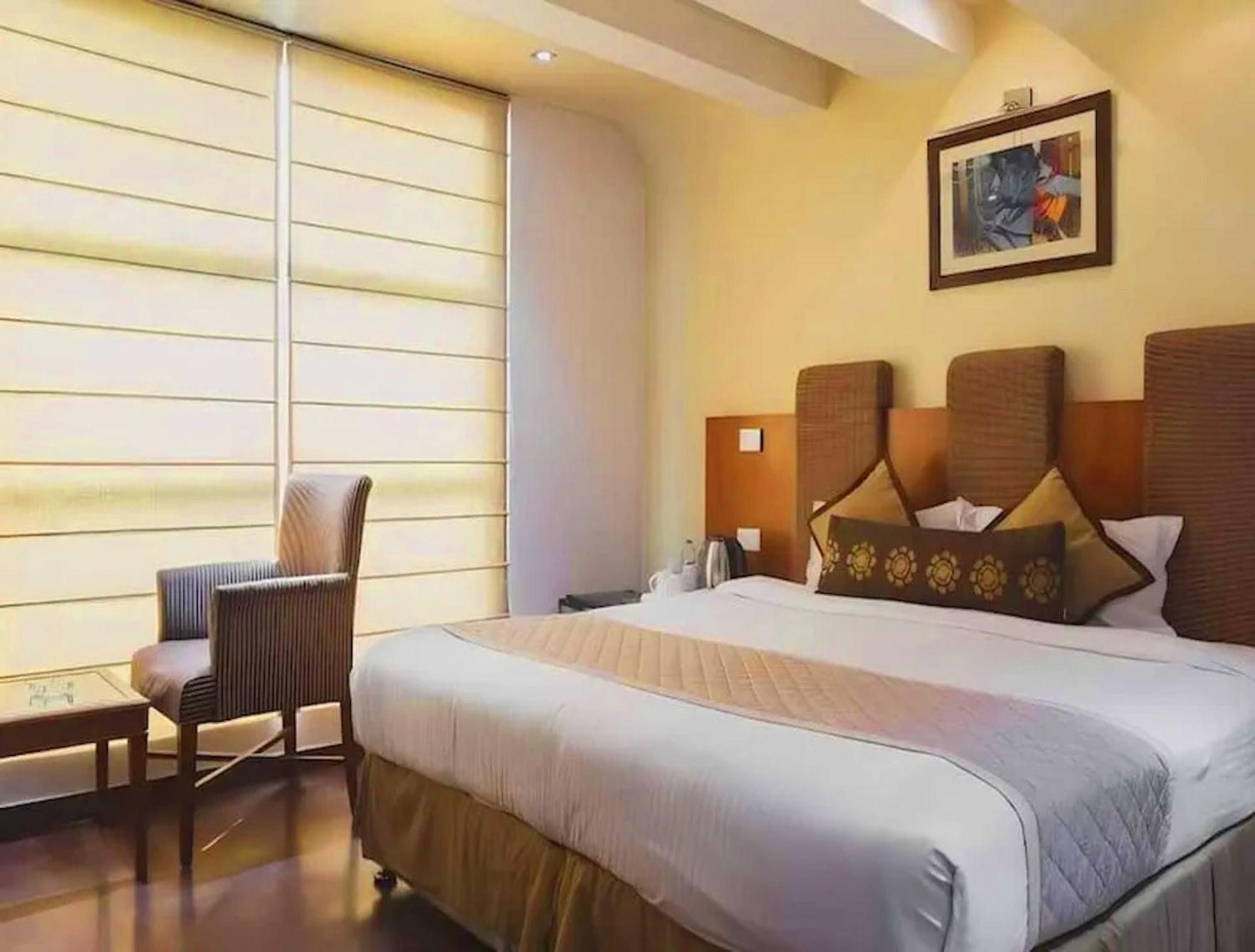 Hotel Palm Do'R # Walking Distance To New Delhi Station # Parking # Family Hotel # Customer'S Choice Hotel # Near To Tourist Places - India Gate, Red Fort, Jama Masjid Neu-Delhi Exterior foto