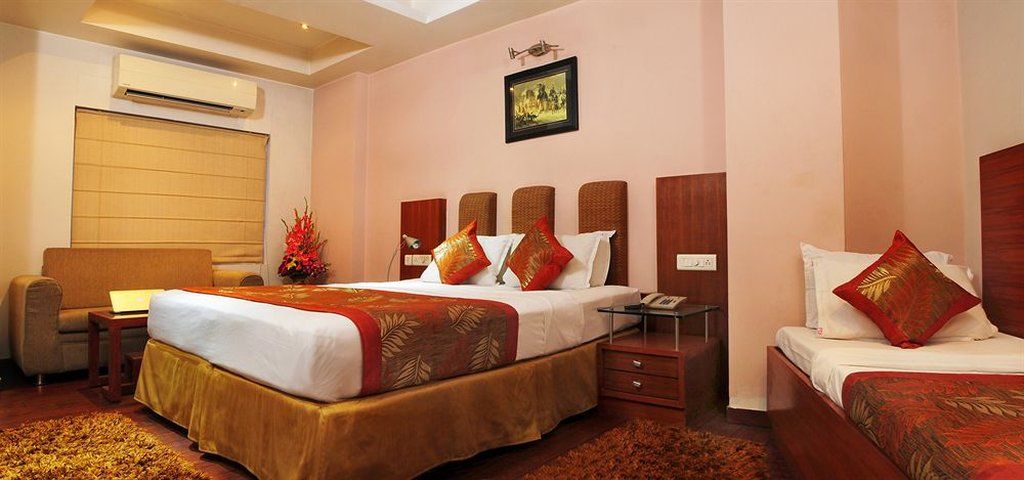Hotel Palm Do'R # Walking Distance To New Delhi Station # Parking # Family Hotel # Customer'S Choice Hotel # Near To Tourist Places - India Gate, Red Fort, Jama Masjid Neu-Delhi Exterior foto