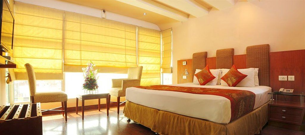 Hotel Palm Do'R # Walking Distance To New Delhi Station # Parking # Family Hotel # Customer'S Choice Hotel # Near To Tourist Places - India Gate, Red Fort, Jama Masjid Neu-Delhi Exterior foto