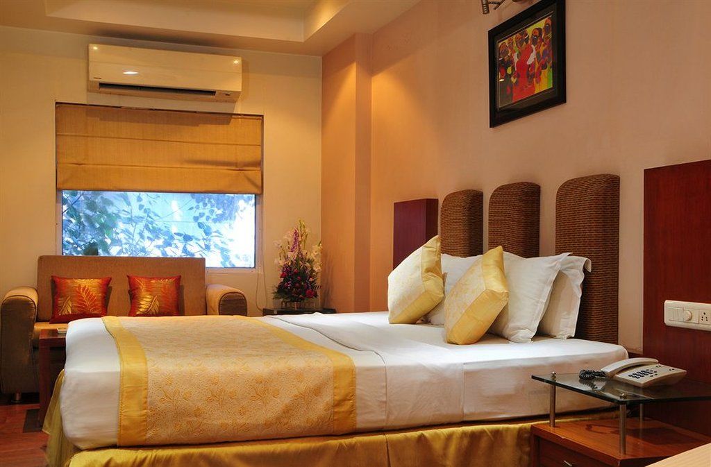 Hotel Palm Do'R # Walking Distance To New Delhi Station # Parking # Family Hotel # Customer'S Choice Hotel # Near To Tourist Places - India Gate, Red Fort, Jama Masjid Neu-Delhi Exterior foto